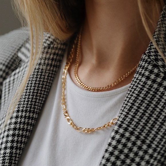 Chelsea Figaro Chain | 18k Gold Filled - Picture 7 of 8